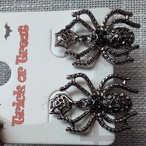 Halloween Sparkling Spider Earrings with Rhinestones